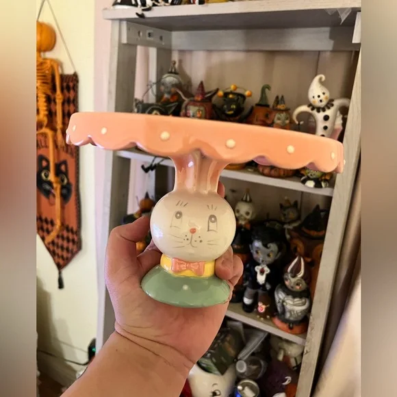 JOHANNA PARKER EASTER CAKE STAND - Picture 1 of 6